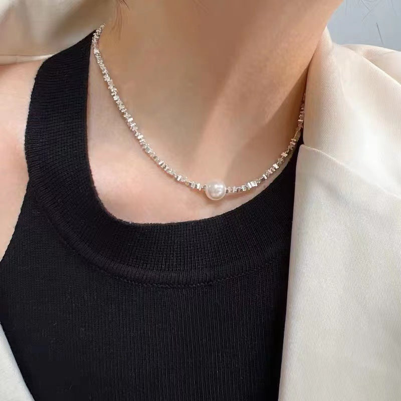 Fashionable Irregular Pearl Necklace For Women With A Touch Of Elegance