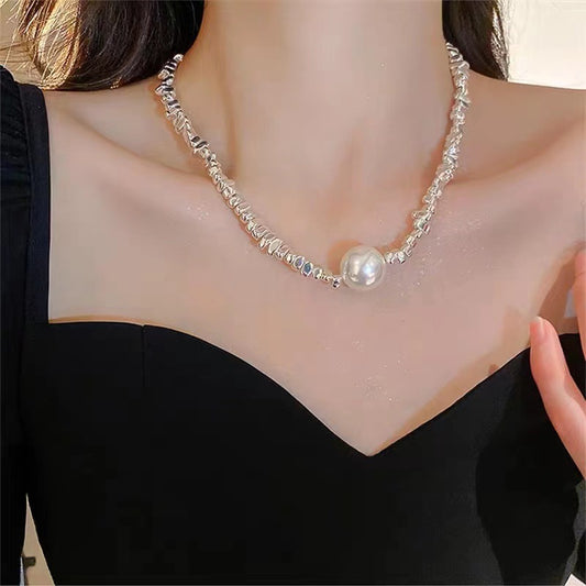 Fashionable Irregular Pearl Necklace For Women With A Touch Of Elegance