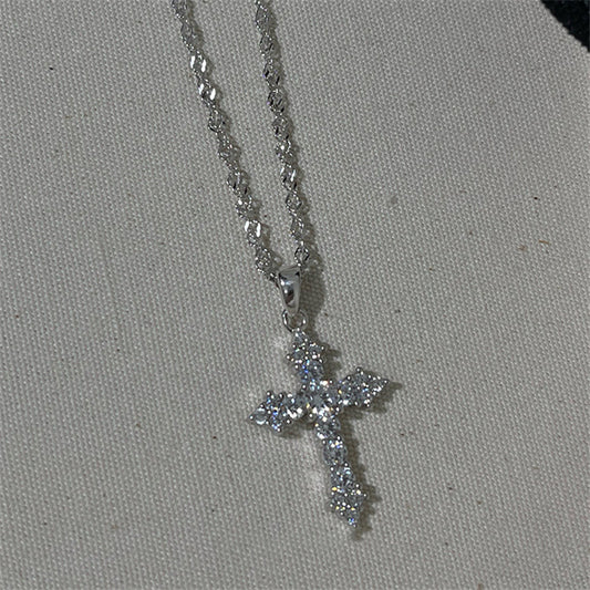 Light-luxury Cross Pendant Necklace For Womensimple And Versatile