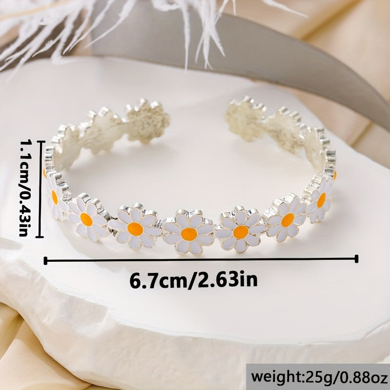 Creative Bracelet With A White Flower Drip-oil Design