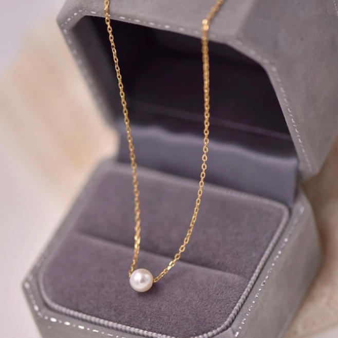 Elegant Gold Necklace A Delicate Collar-style Chain