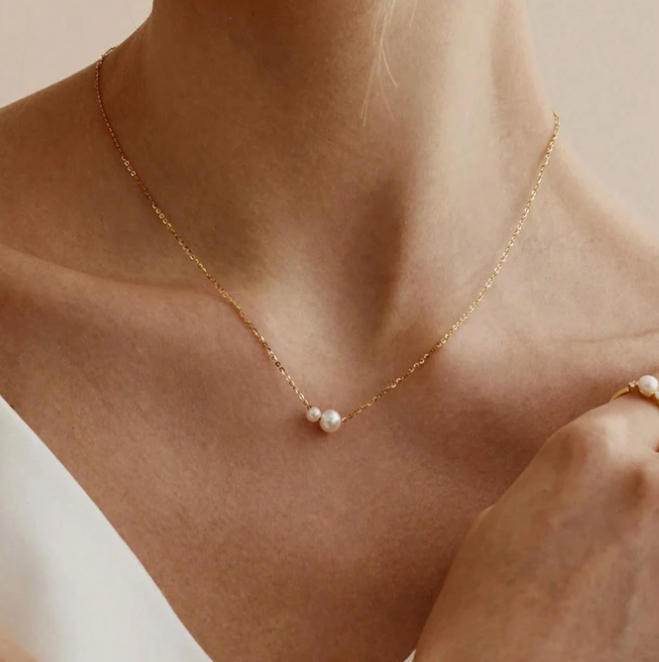 Elegant Gold Necklace A Delicate Collar-style Chain